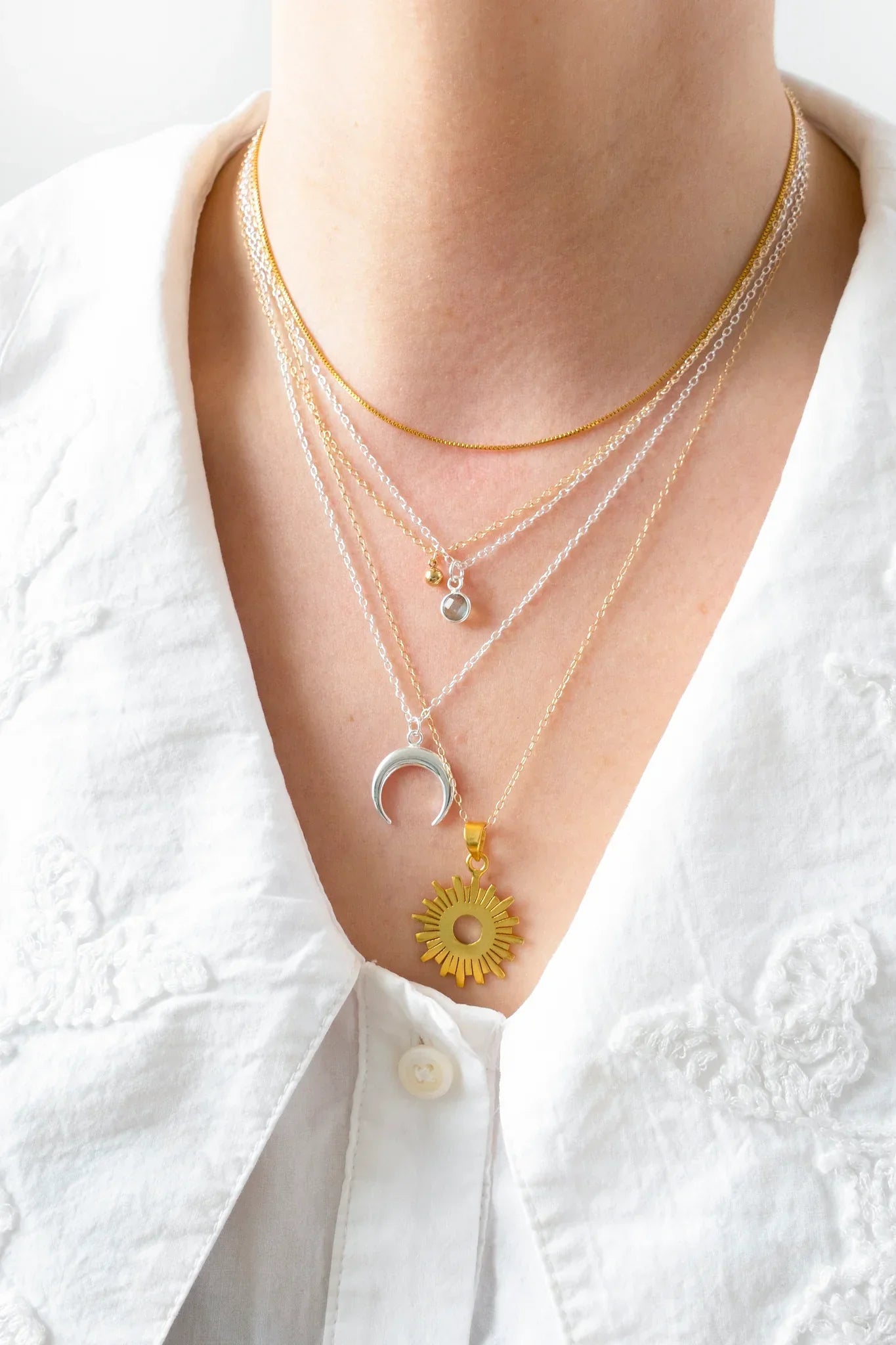 The Art of Adornment: Choosing Jewelry That Defines You