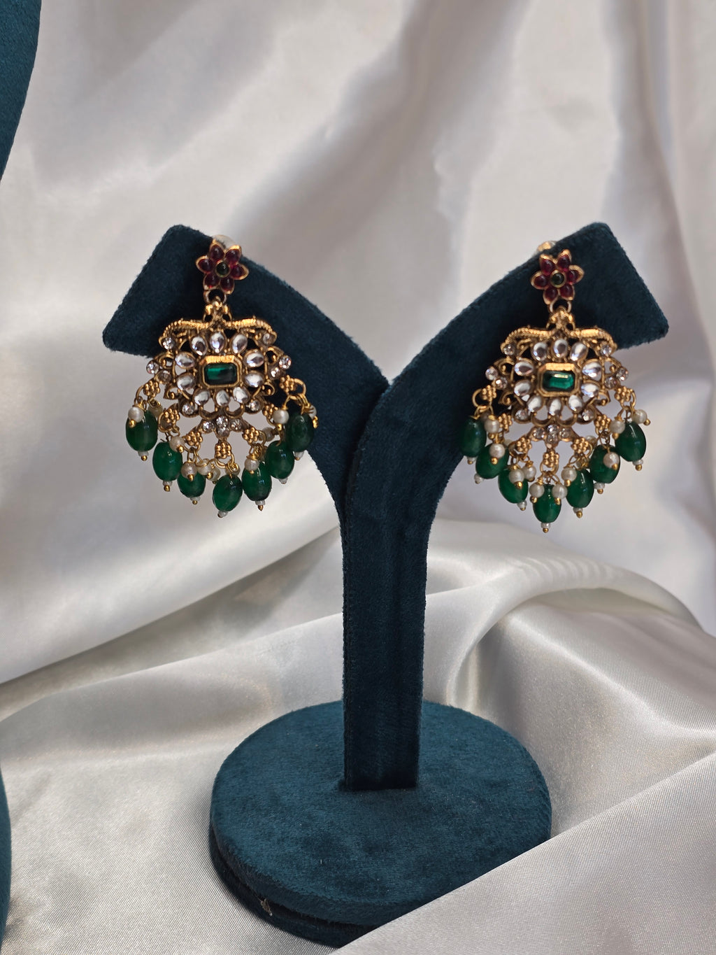 Necklace with earrings