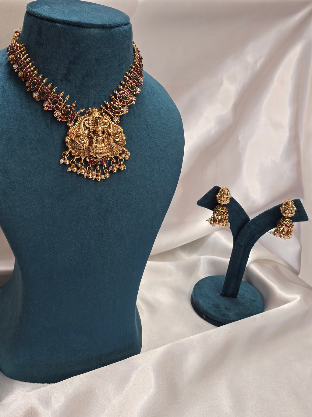 Necklace with Jhumka
