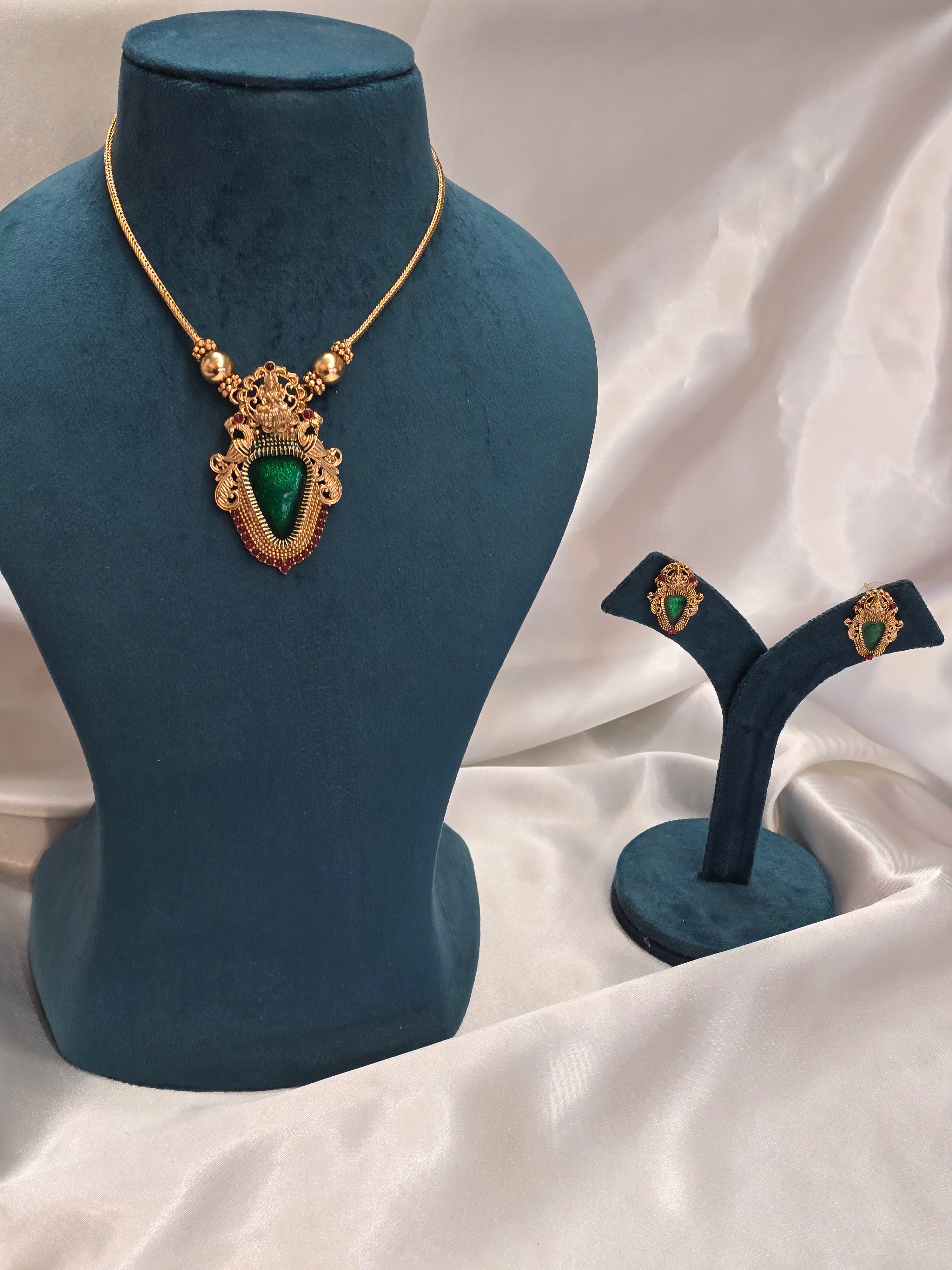 Necklace with earrings