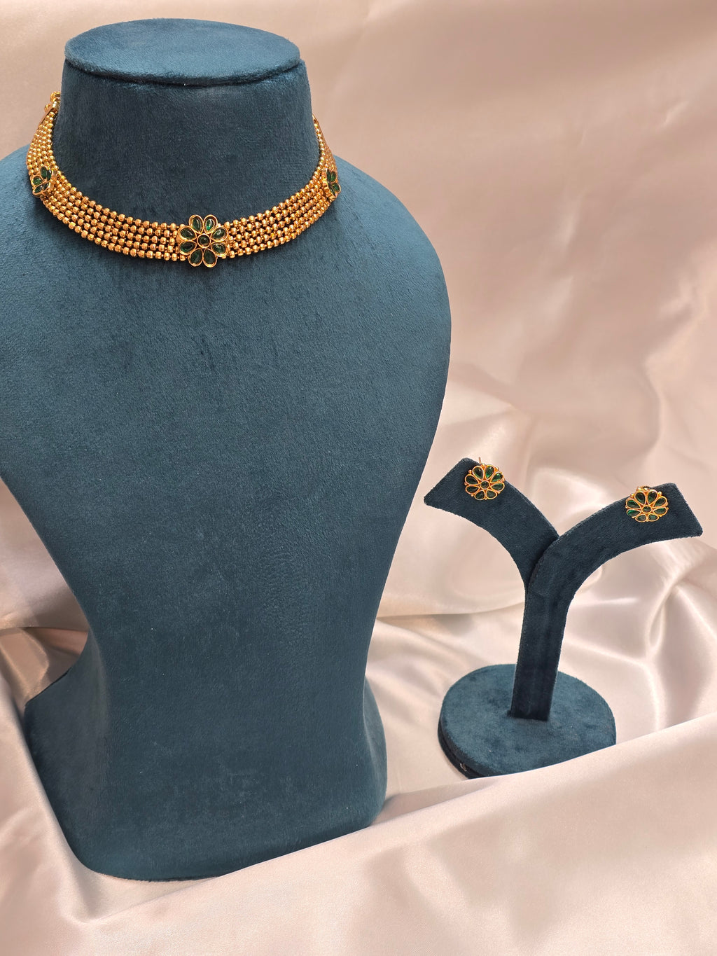 Necklace with earrings
