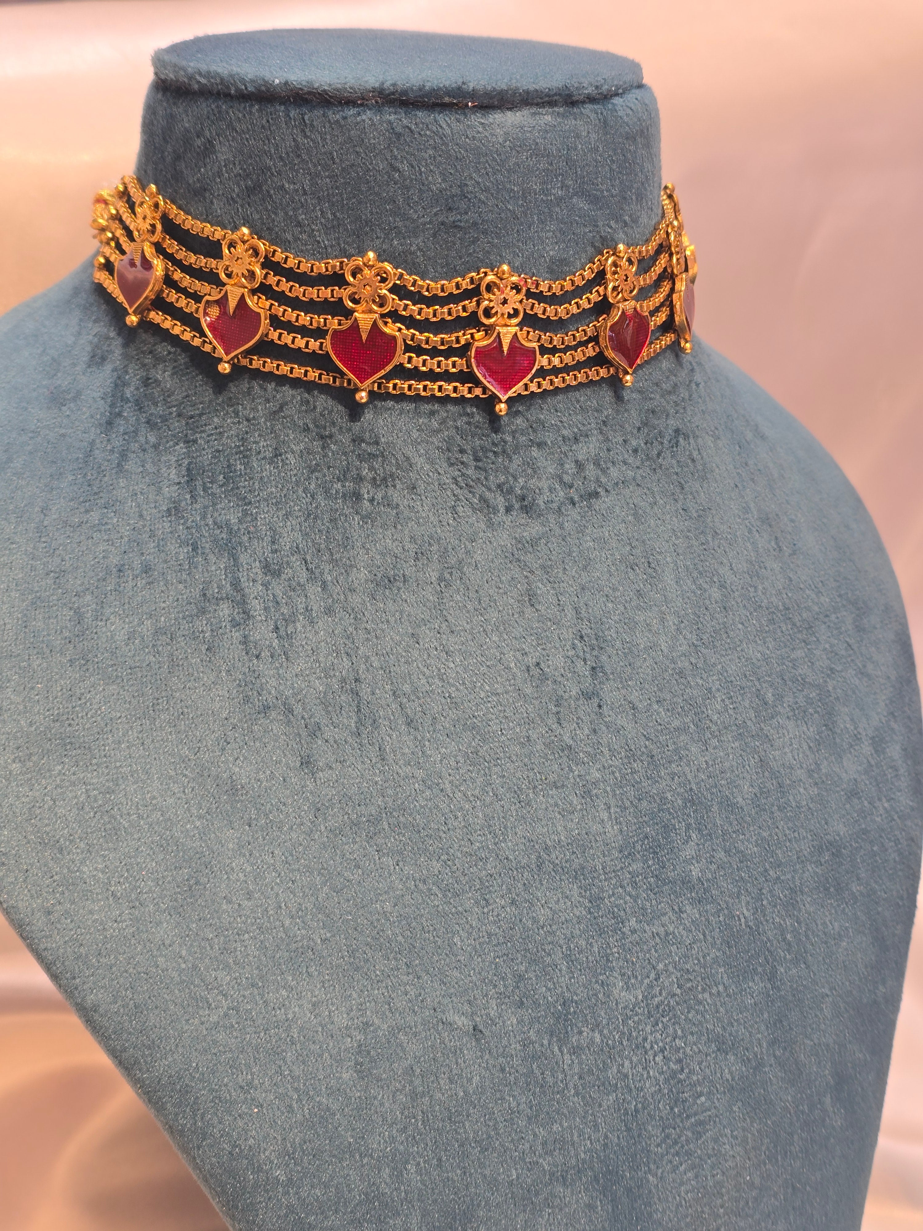 Choker set
