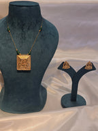 Reversible Invisible necklace set with earrings