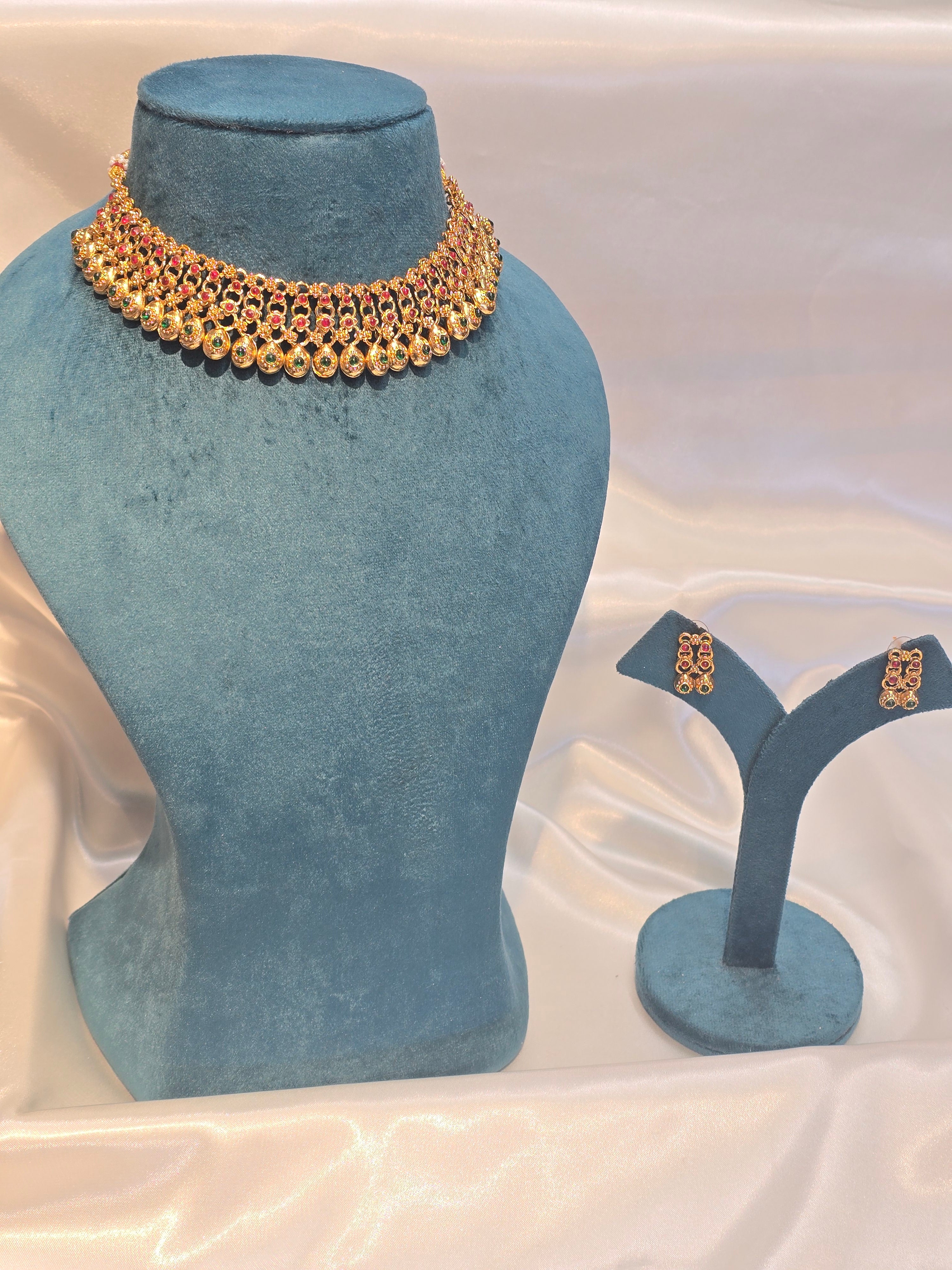 Necklace with earrings