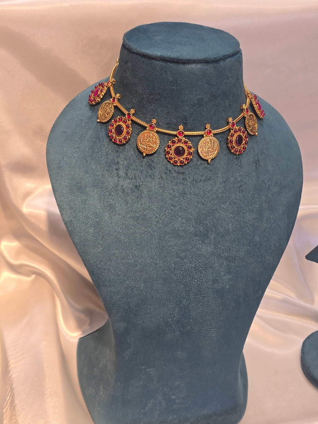 Necklace set
