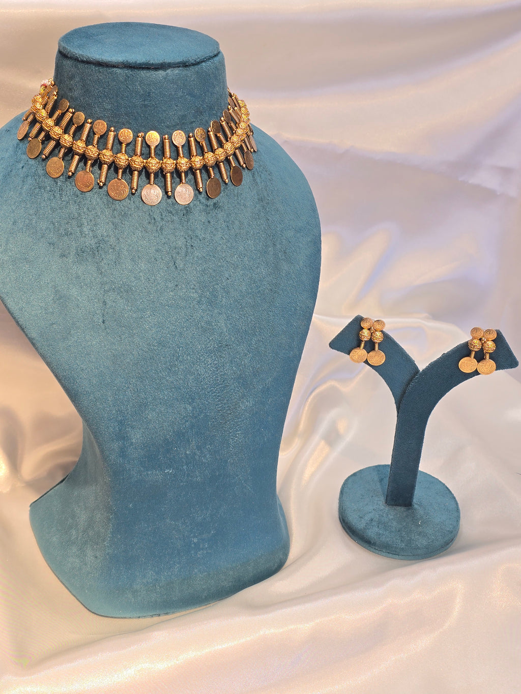 Necklace set