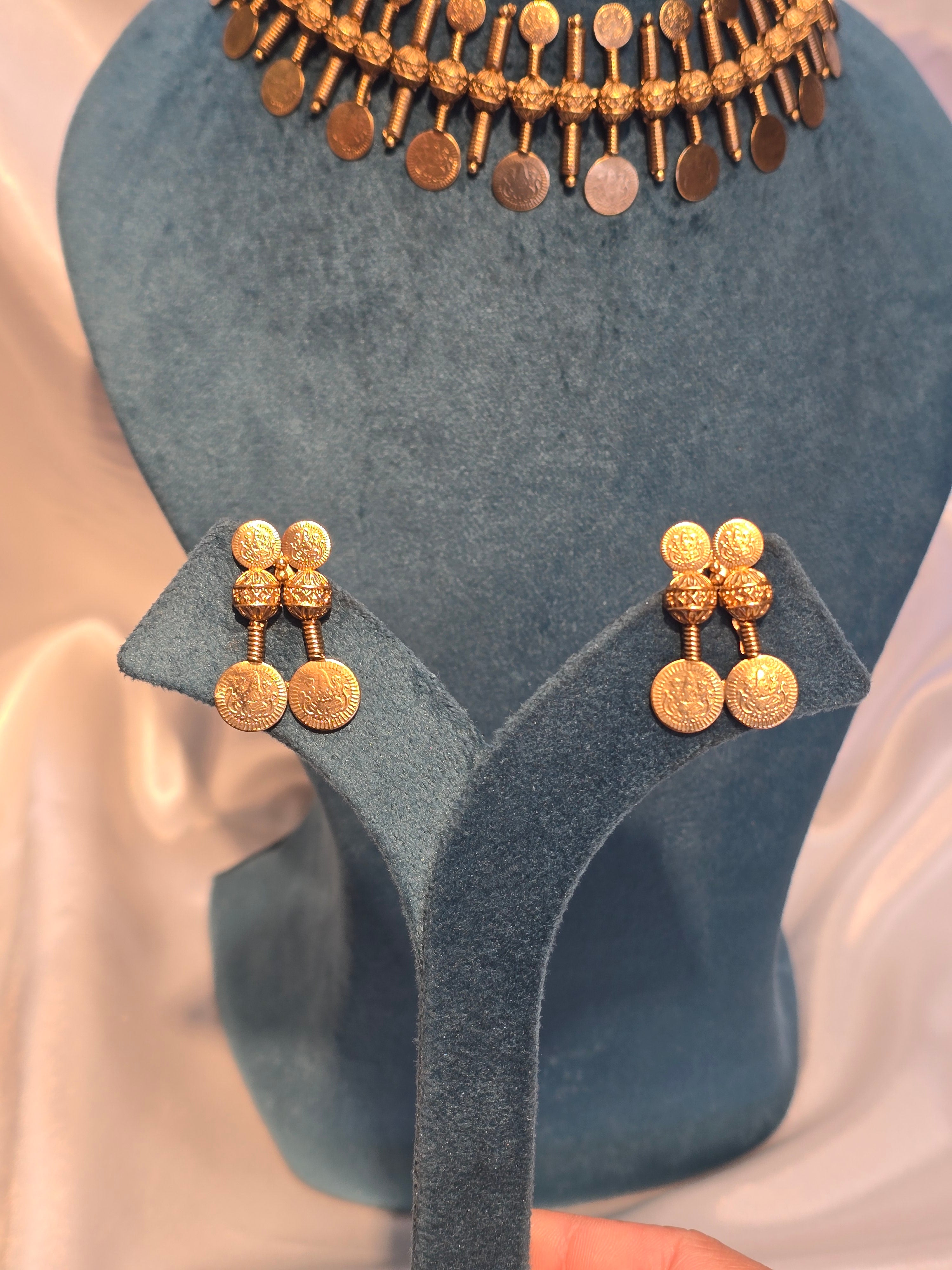 Necklace set