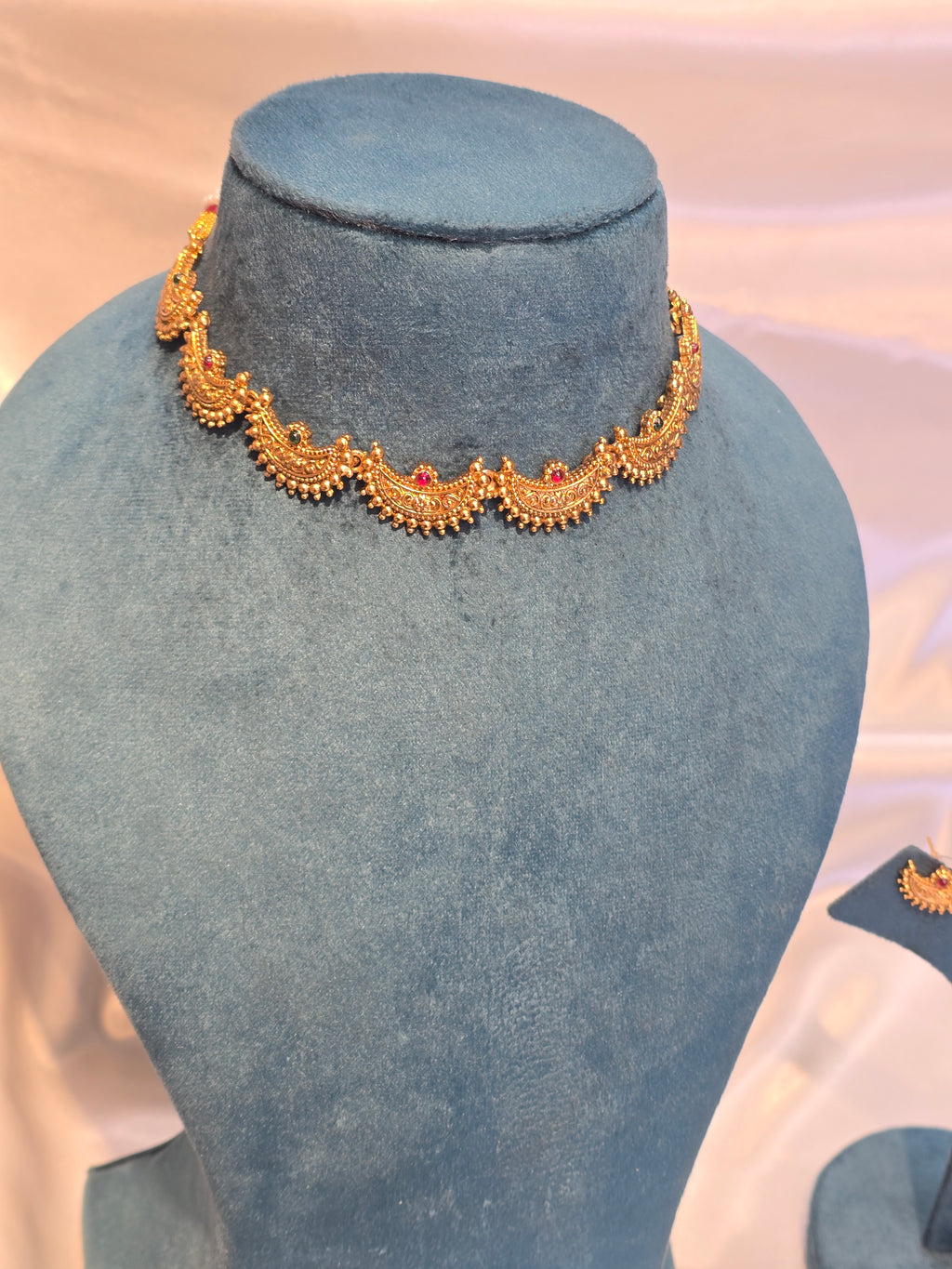 Necklace with earrings