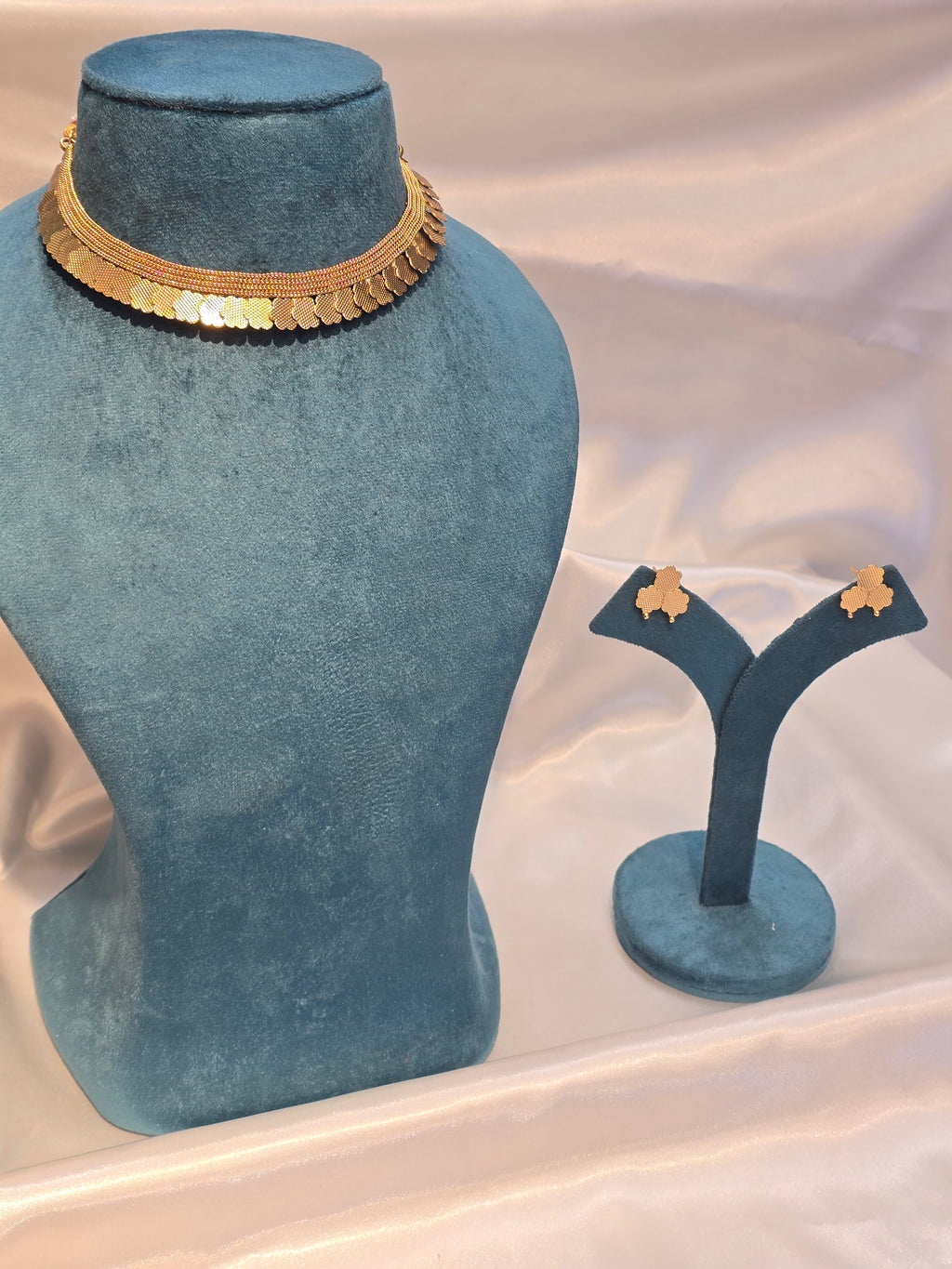 Necklace with earrings