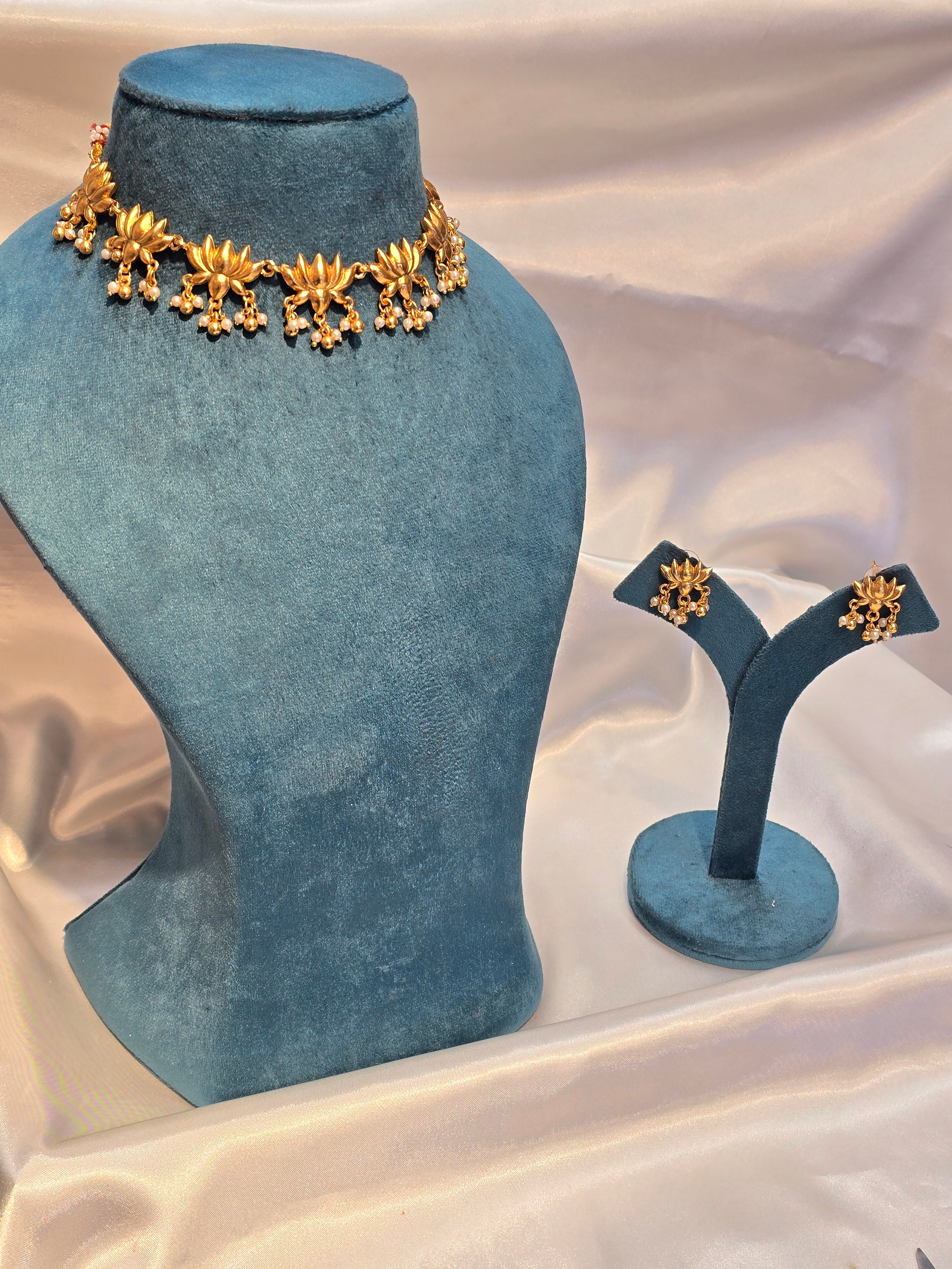 Necklace set
