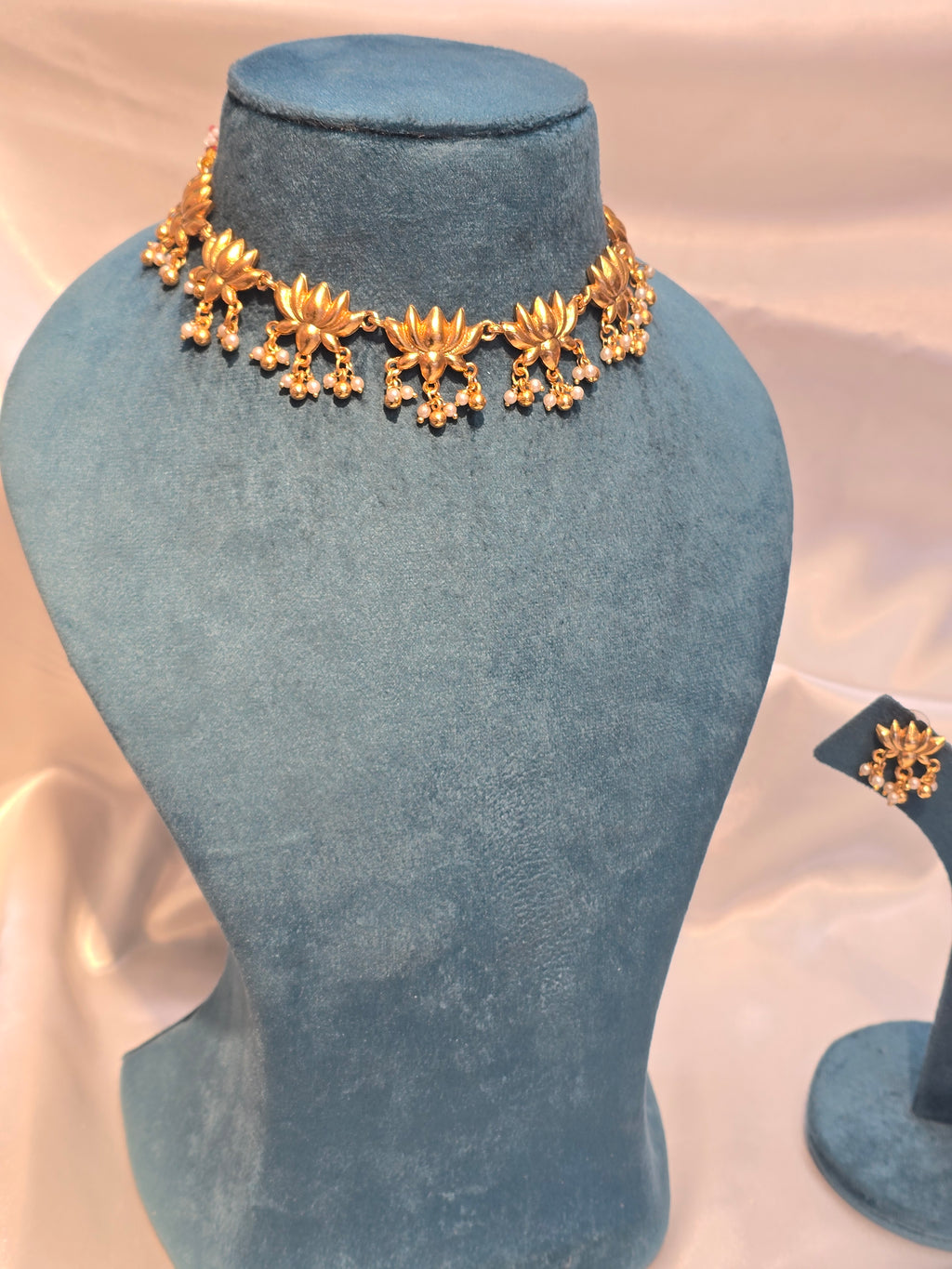 Necklace set