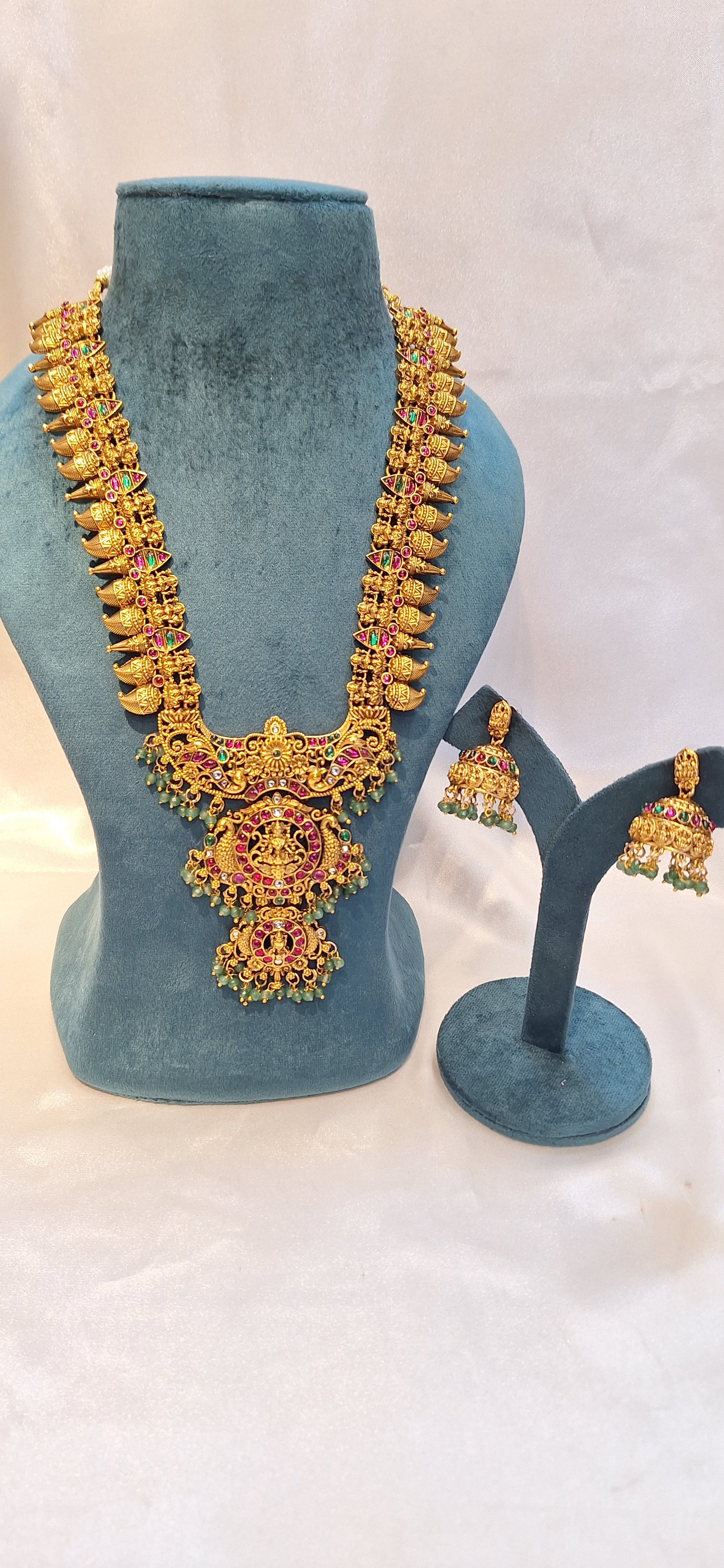 Long long necklace set