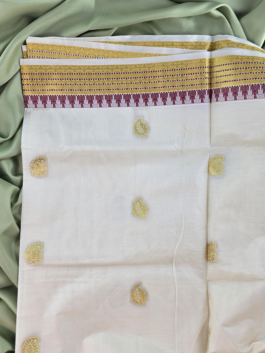 Cotton Kerala Traditional Saree