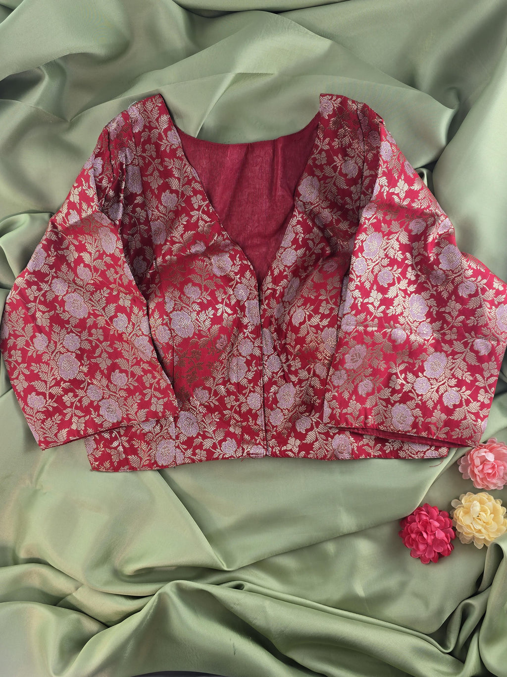 Setmundu and Readymade Blouse  Combo