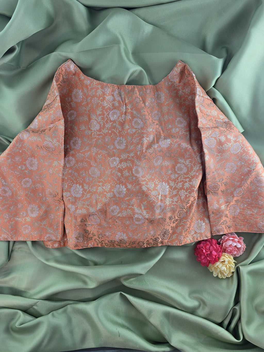 Setmundu and Readymade Blouse  Combo