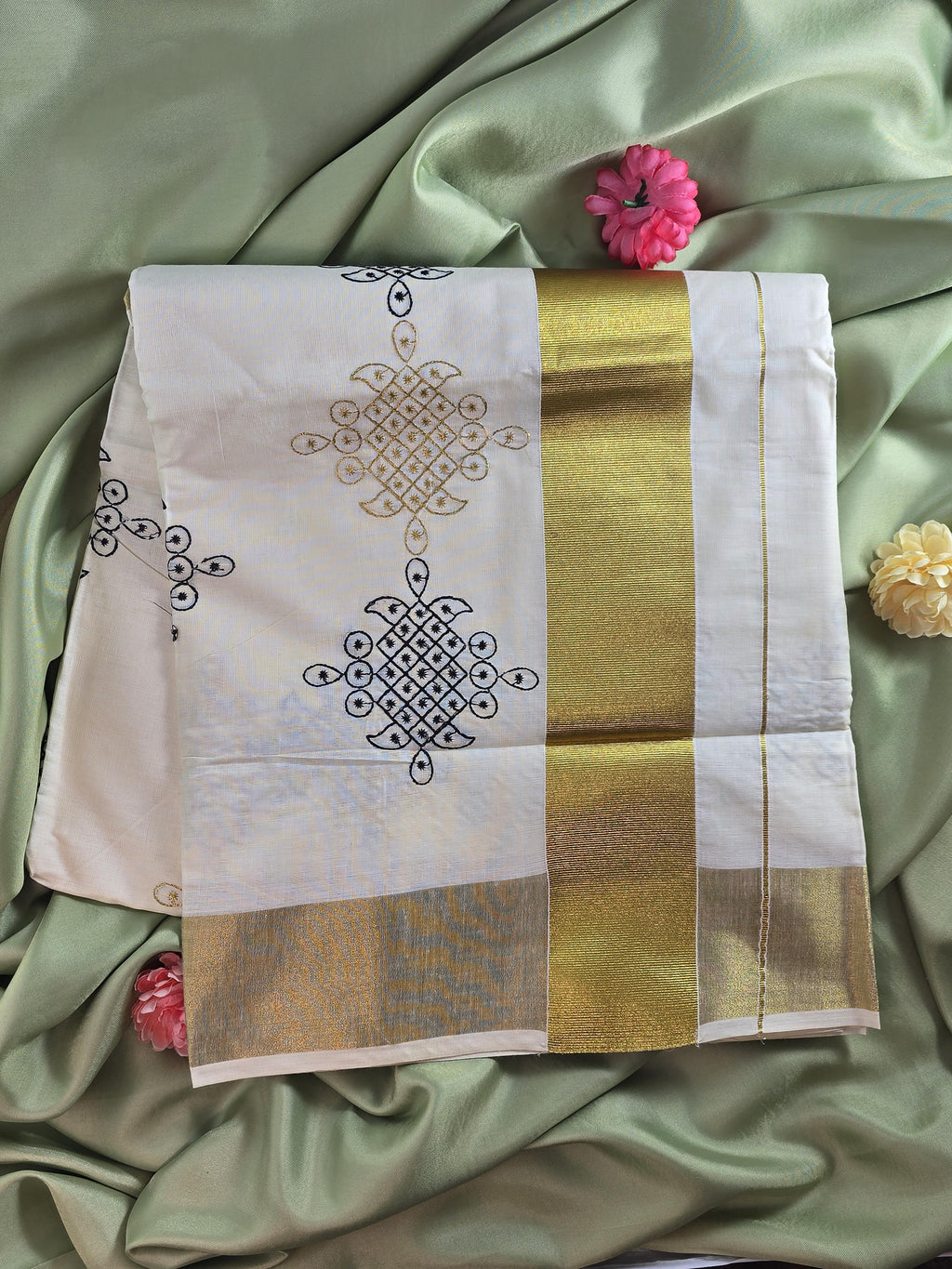 Cotton Kerala Traditional Saree