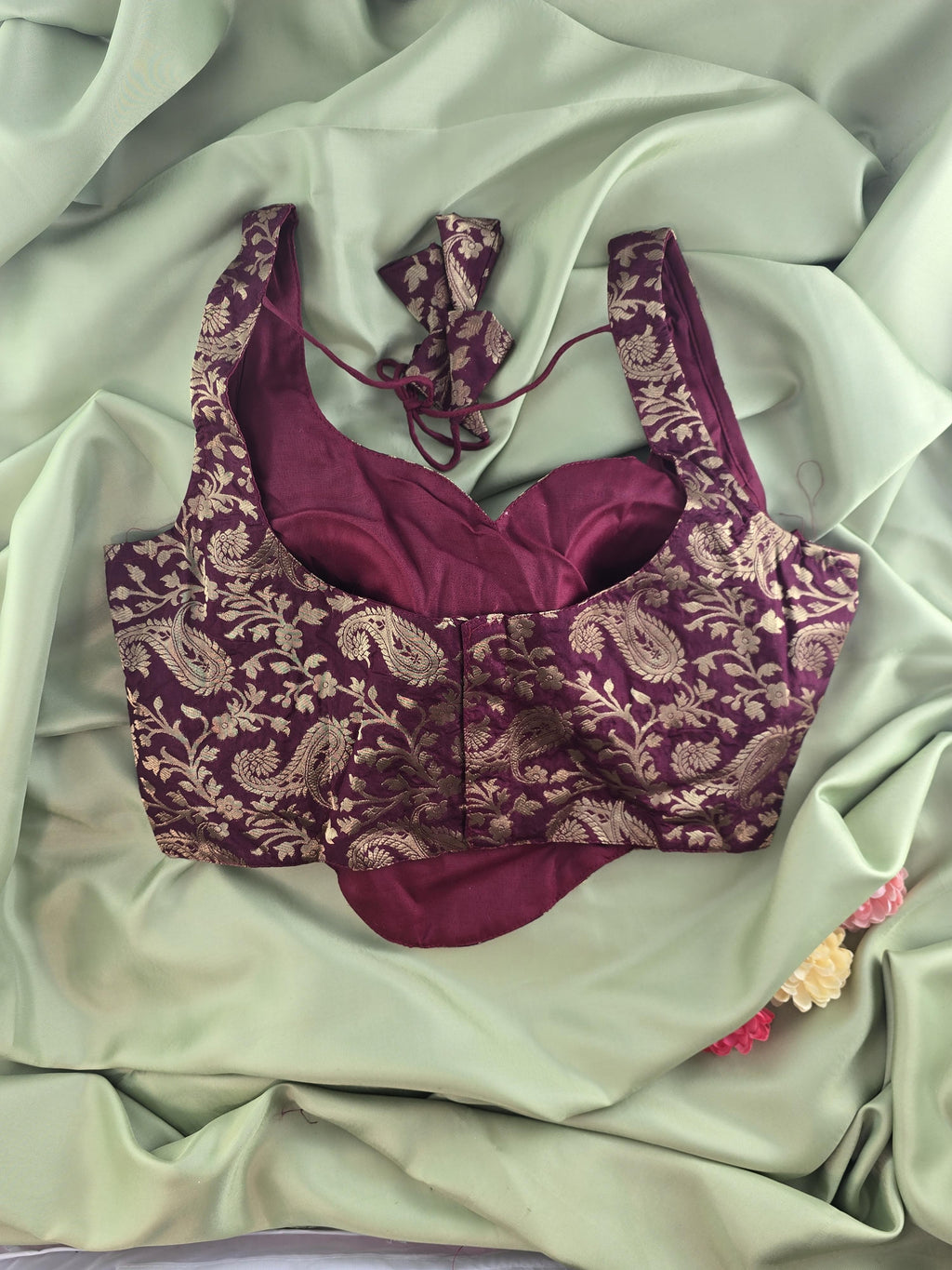 Setmundu and Readymade Blouse  Combo