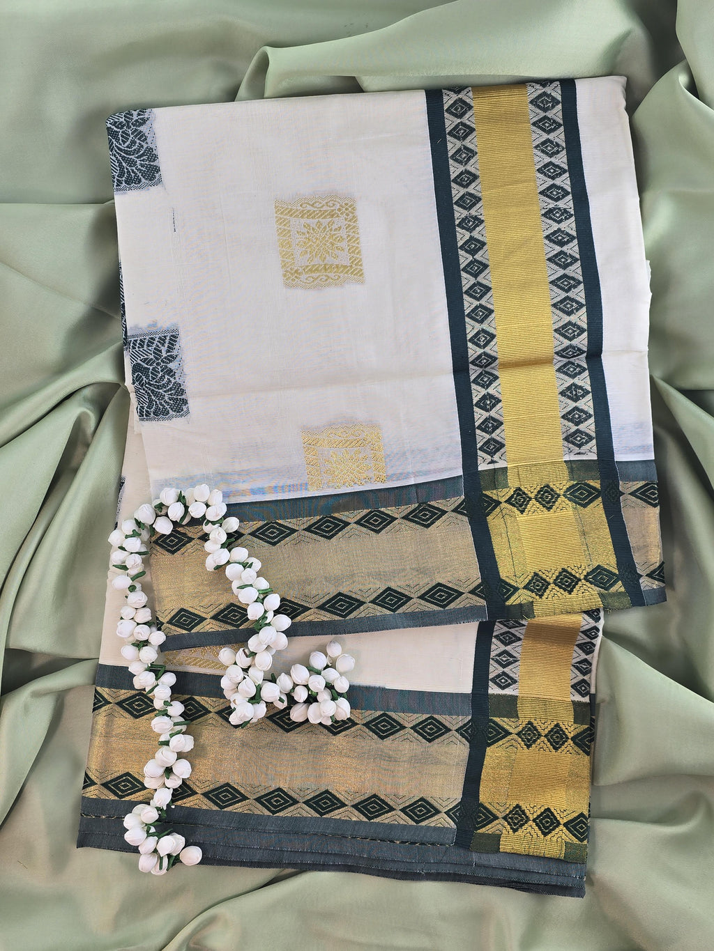 Cotton Kerala Traditional Saree