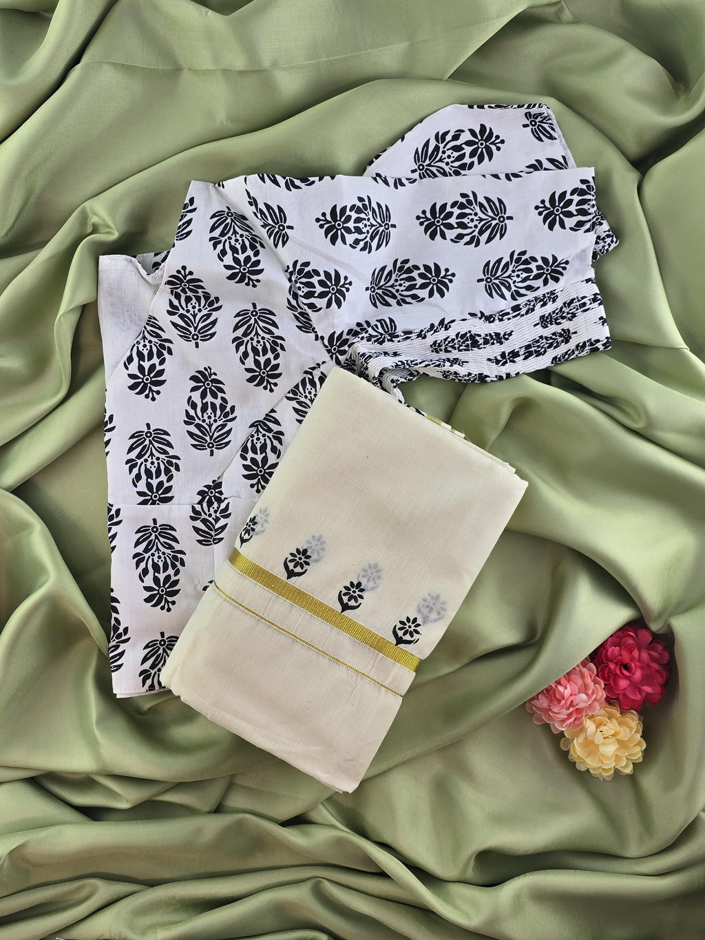 Setmundu and Readymade Blouse  Combo