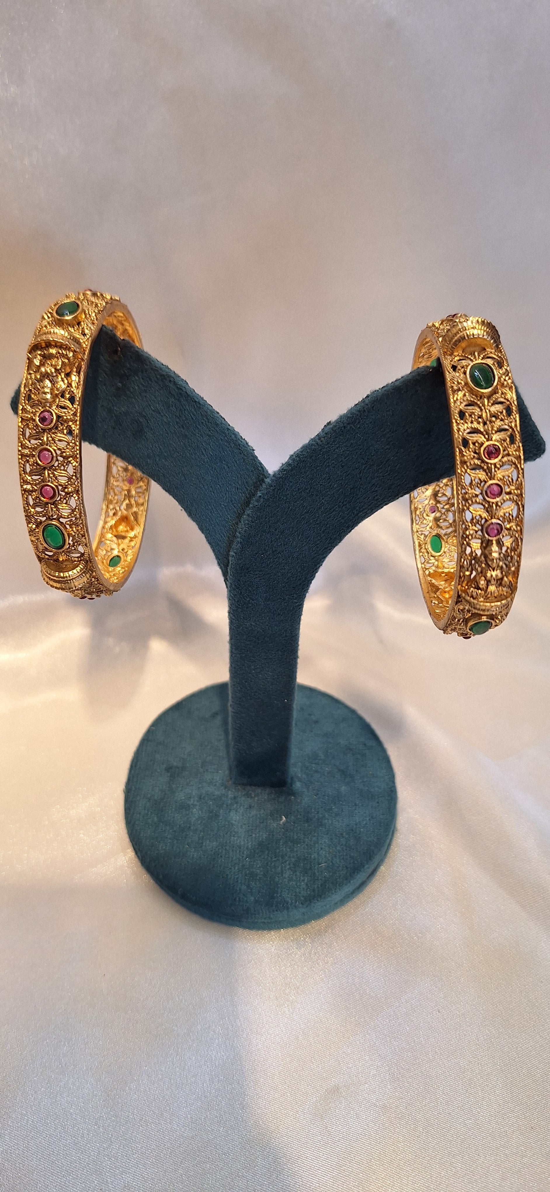 Bangle set