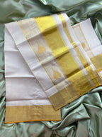 Premium kerala traditional handloom gold kasavu setmund