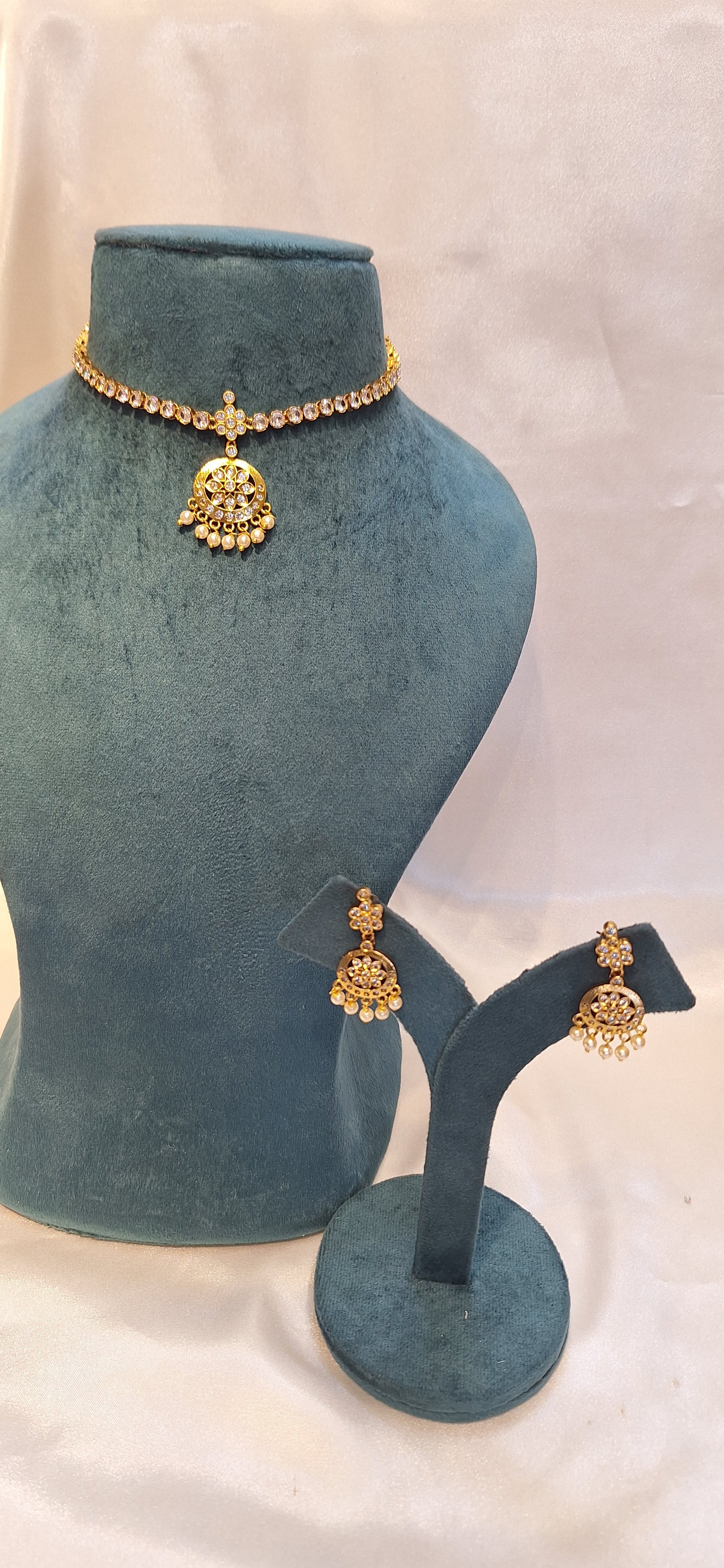Traditional attigai set
